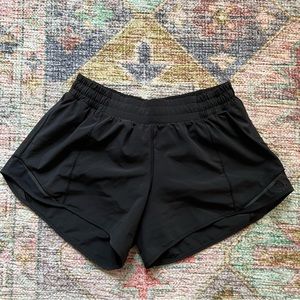 LULULEMON HOTTY HOT SHORT